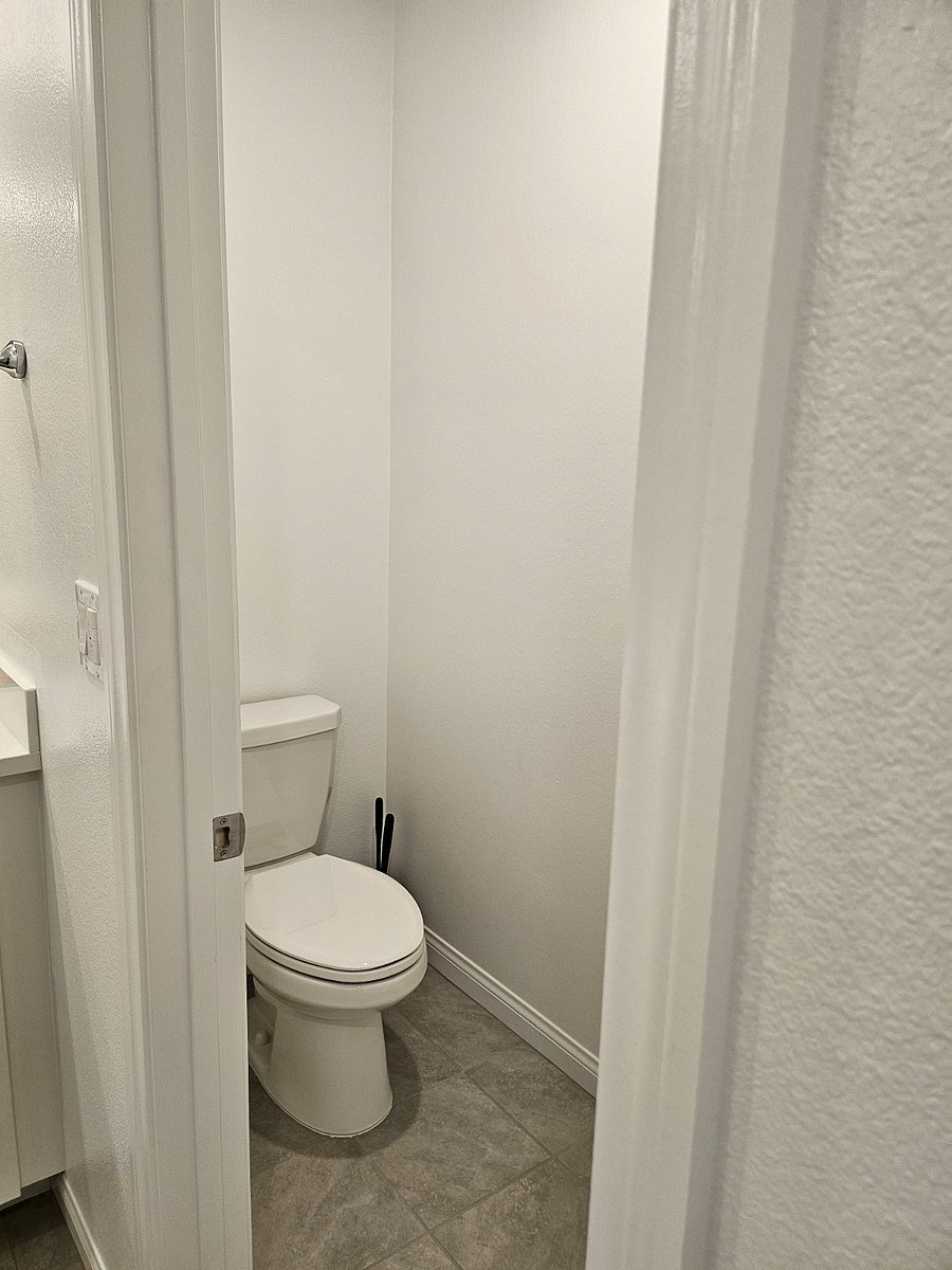 Furnished Finder property 1001784_1 photo 11