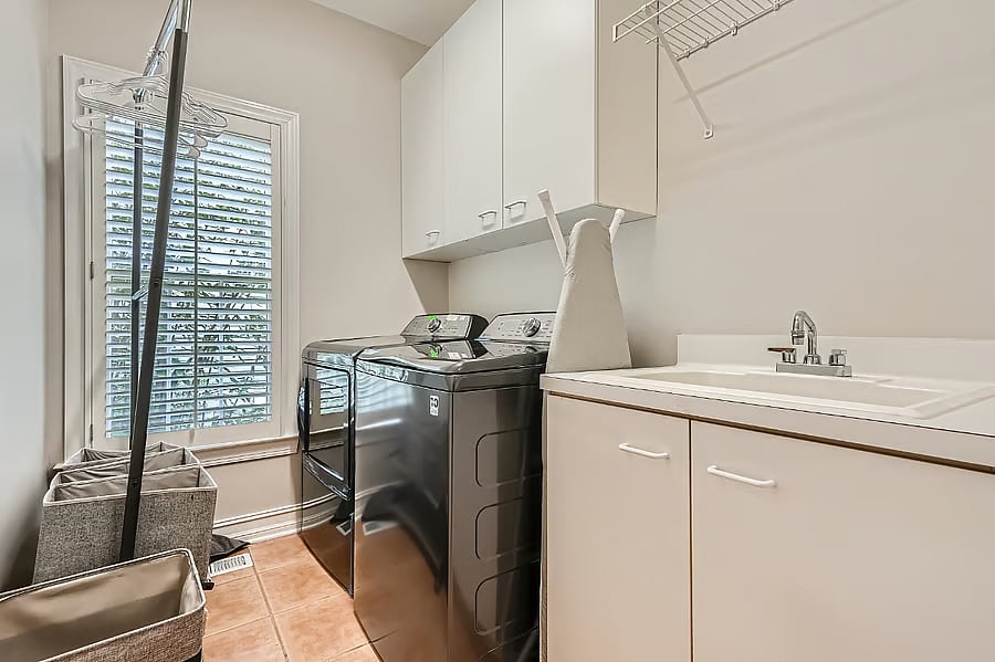 Furnished Finder property 1001793_1 photo 30