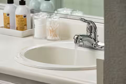 Full bathroom 1