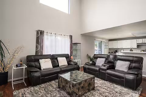 Family roomLi