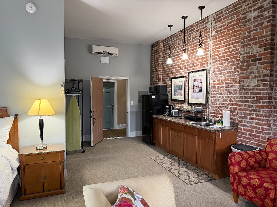 Furnished Finder property 1001796_1 photo 10