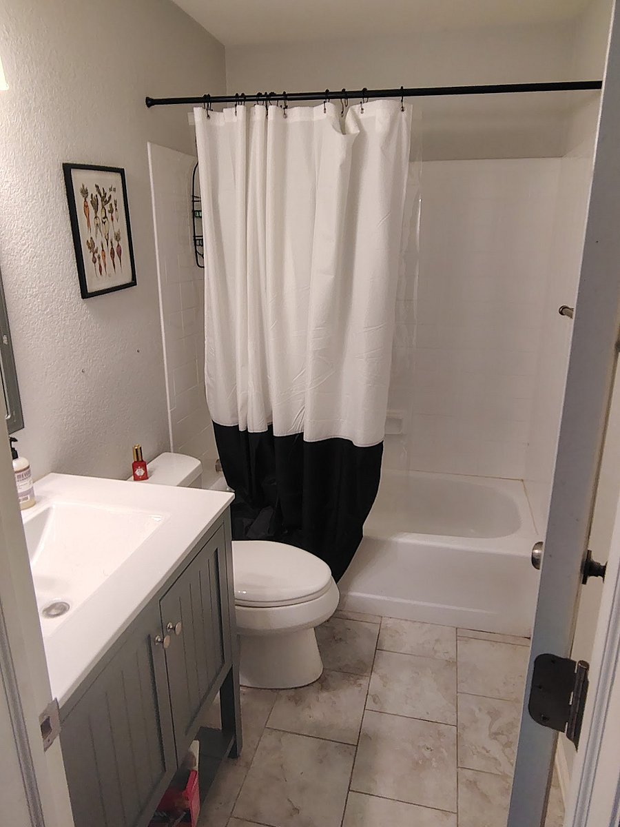 Furnished Finder property 1001800_1 photo 9