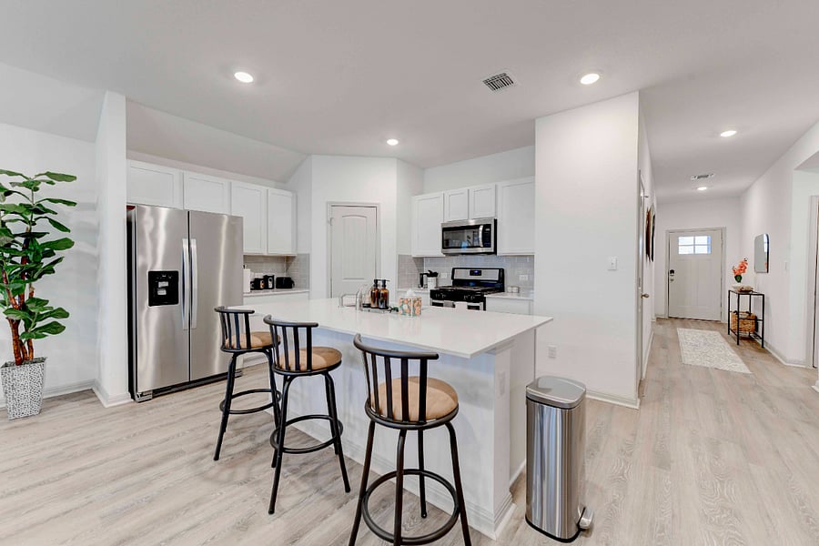 Furnished Finder property 1001803_1 photo 12