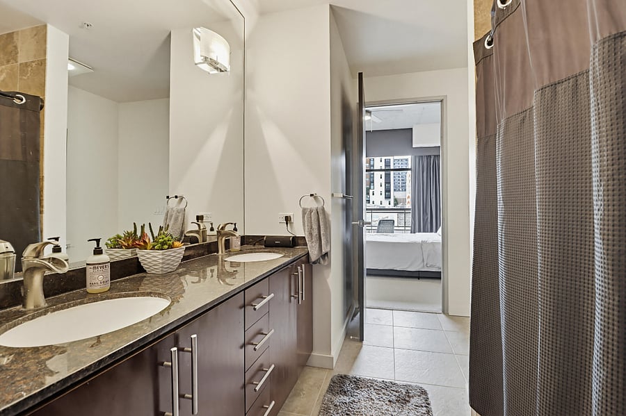 Furnished Finder property 1001809_1 photo 9