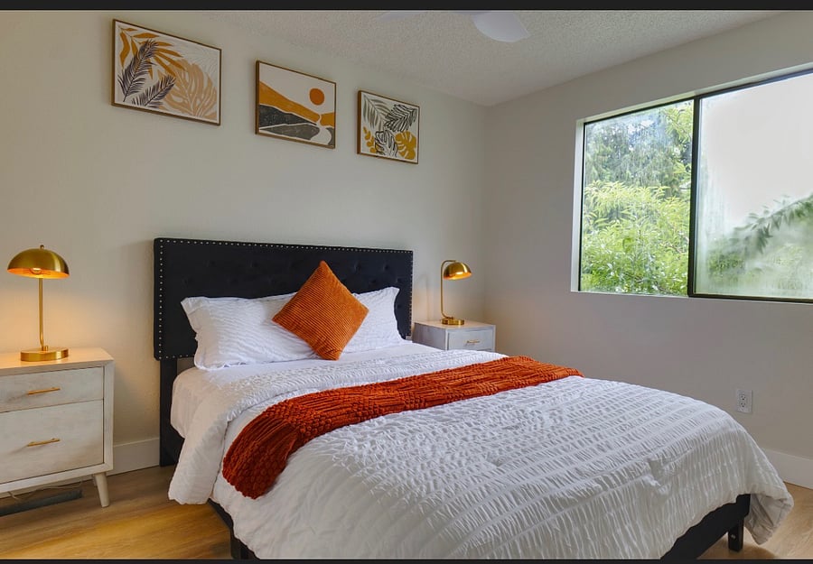 Queen size bed with closet 