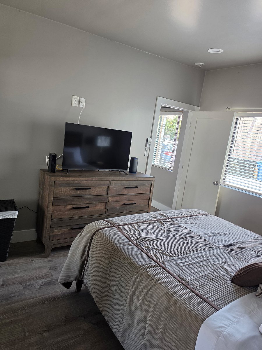 Furnished Finder property 1001813_1 photo 9