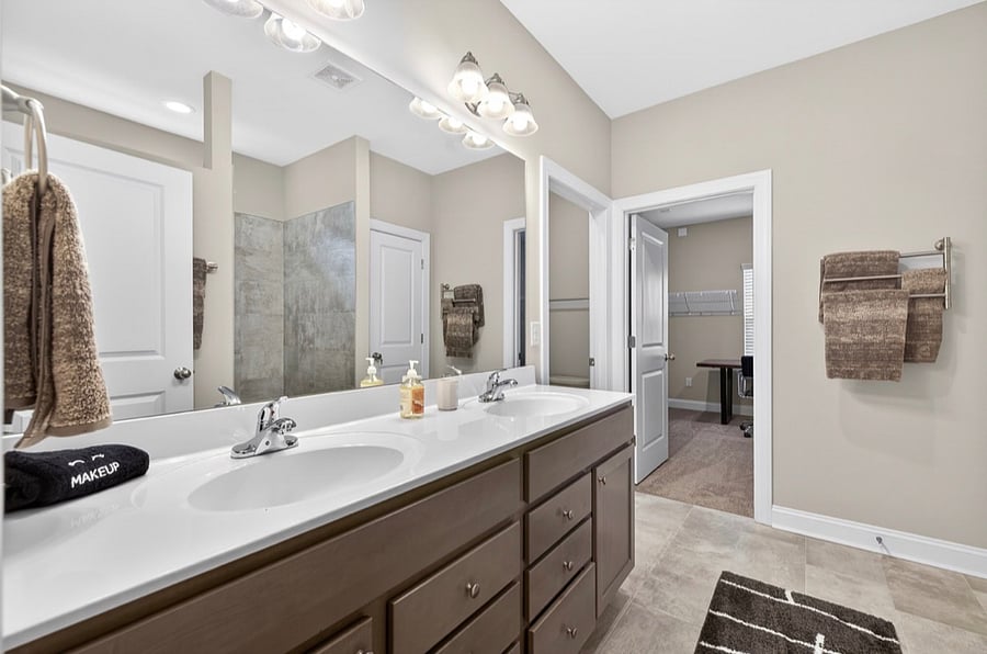 Furnished Finder property 1001835_1 photo 23