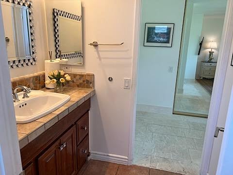 Furnished Finder property 1001838_1 photo 6