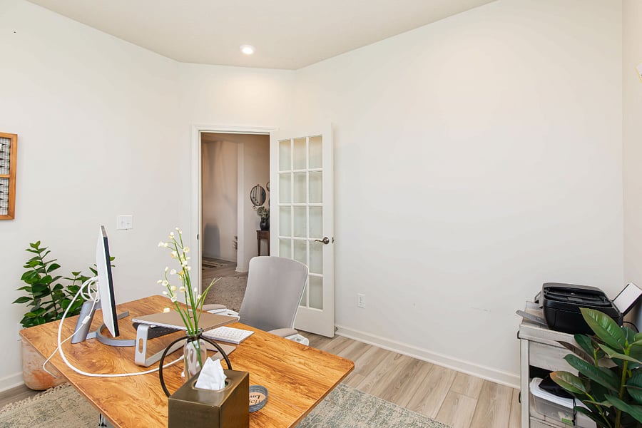 Furnished Finder property 1001848_1 photo 4
