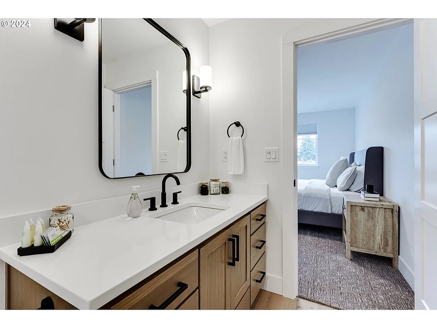 Furnished Finder property 1001863_1 photo 14
