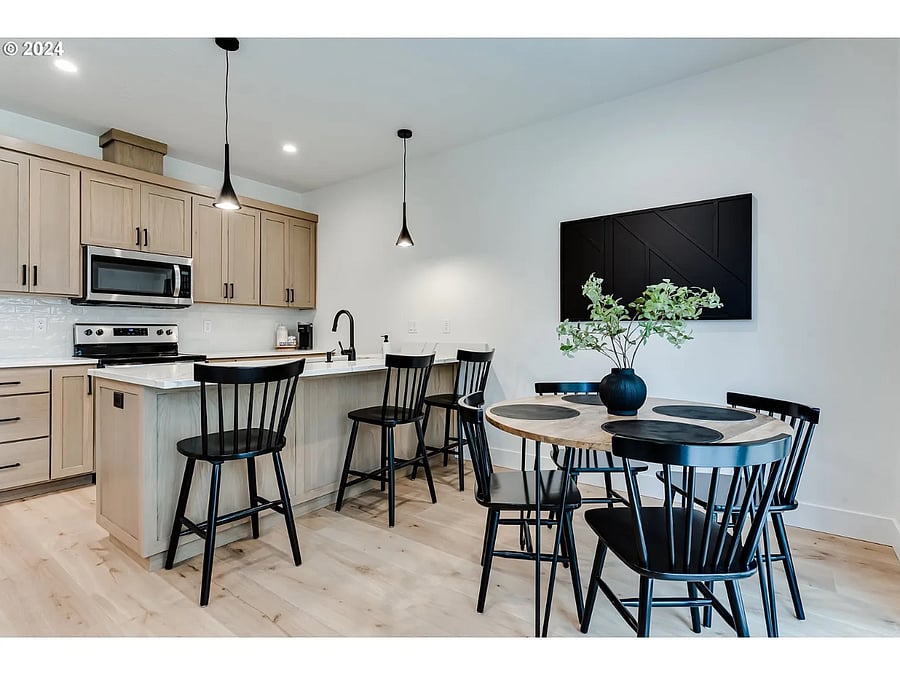 Furnished Finder property 1001863_1 photo 7