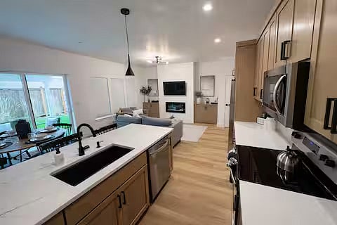 Furnished Finder property 1001863_1 photo 6