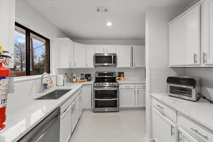 Furnished Finder property 1001865_1 photo 10