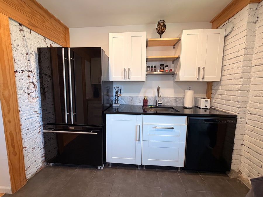 Dishes, pots/pans, glassware, toaster, coffee maker included 