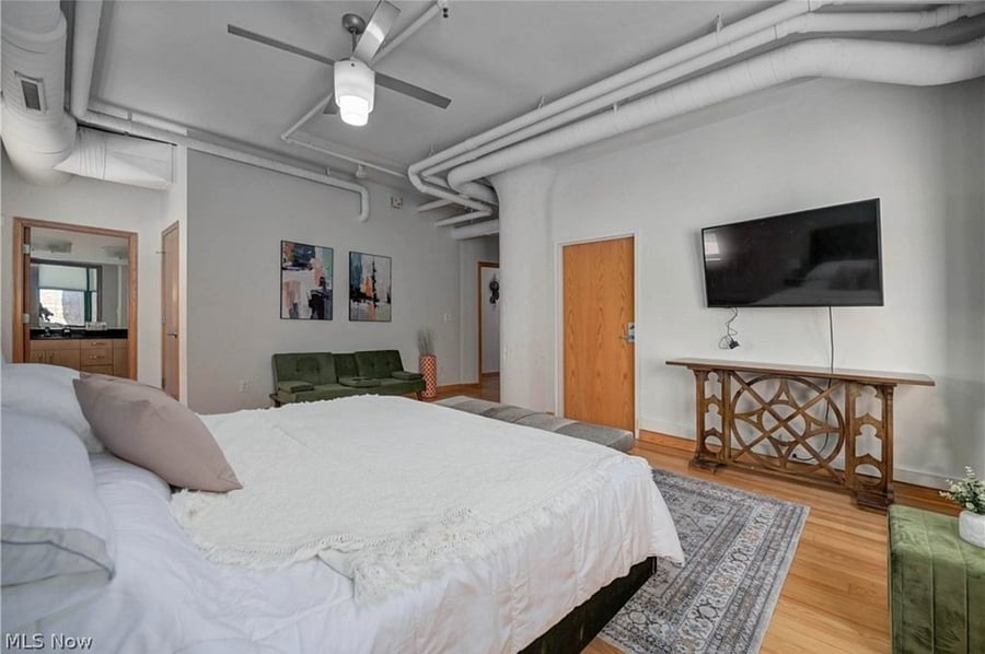 Furnished Finder property 1001900_1 photo 12