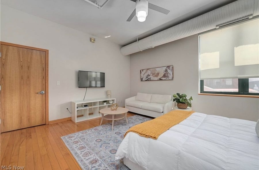Furnished Finder property 1001900_1 photo 23