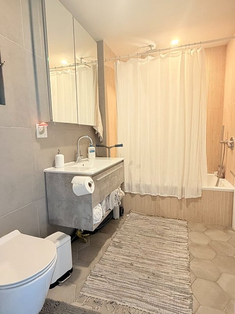 Furnished Finder property 1001904_1 photo 7