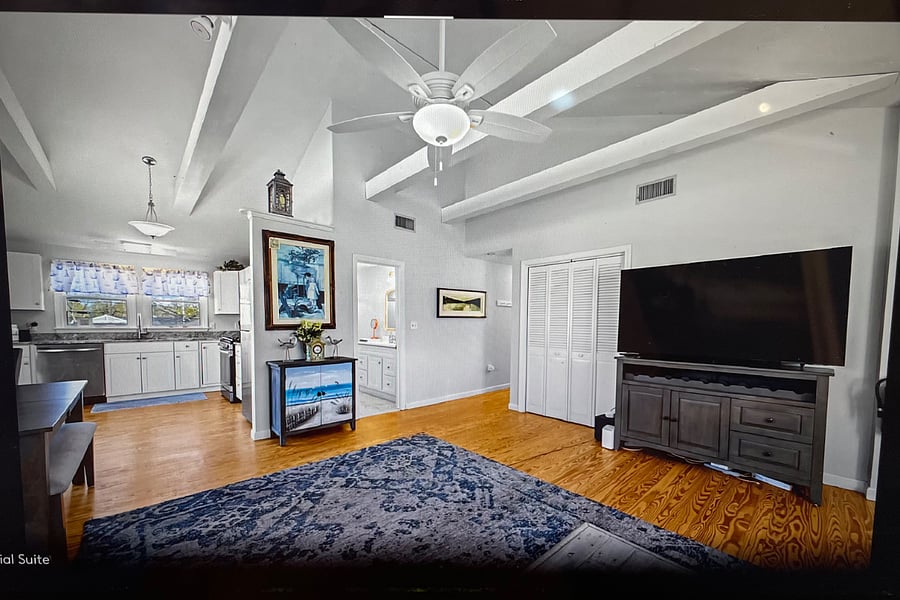 Furnished Finder property 1001905_1 photo 4