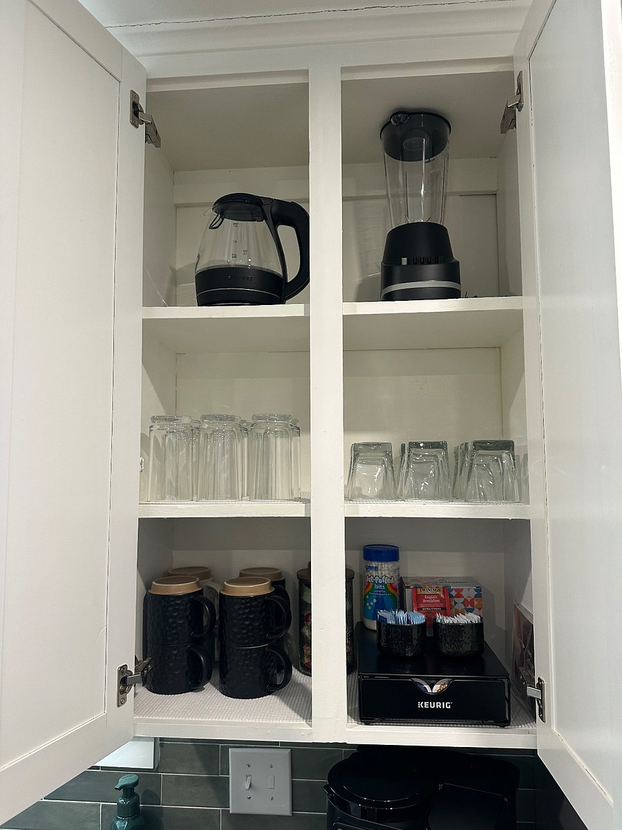 Fully stocked kitchen- if we are missing something, just let me know :)