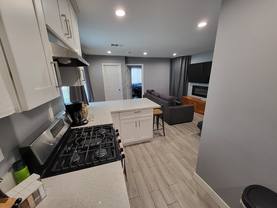 Furnished Finder property 1001927_1 photo 4