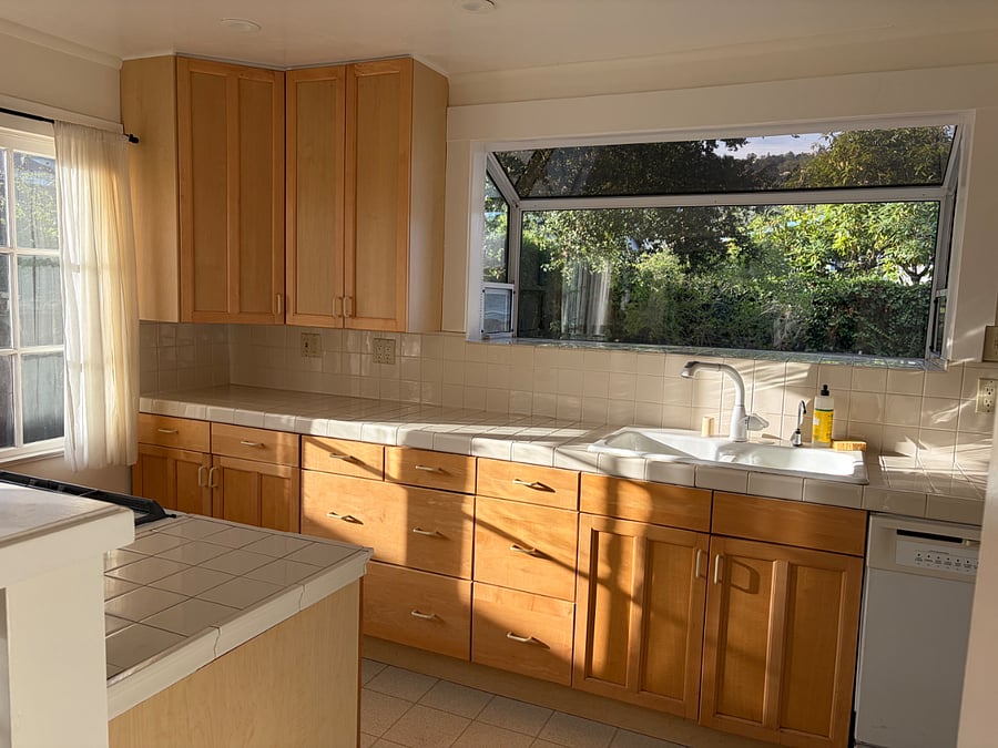 Furnished Finder property 1001931_1 photo 13