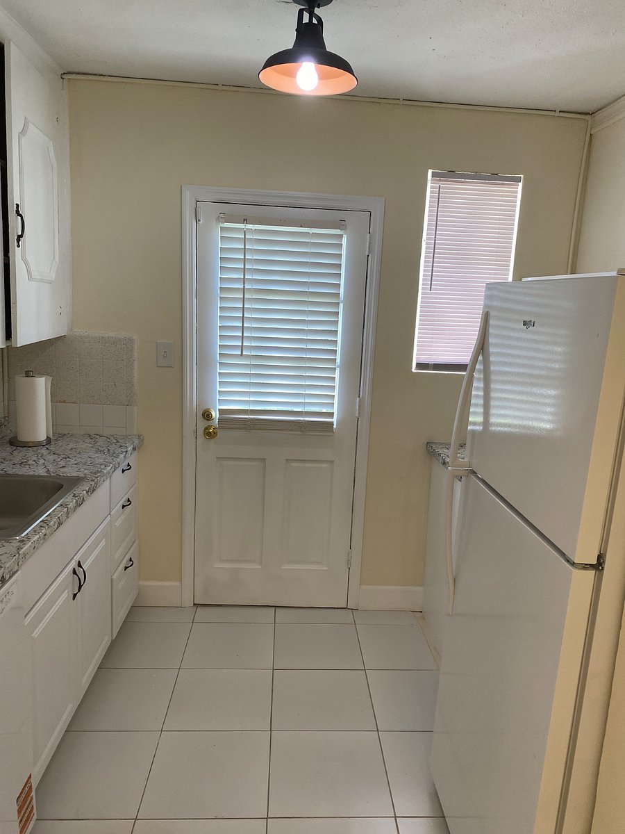 Furnished Finder property 1001932_1 photo 10