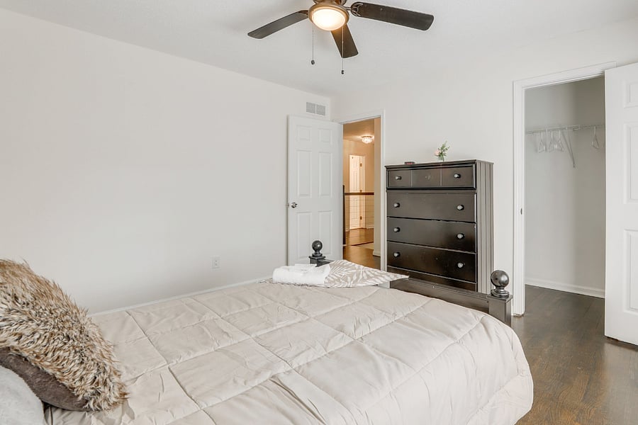 Furnished Finder property 1001945_1 photo 18