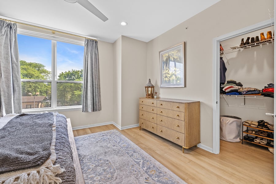 Large Walk-in Closet