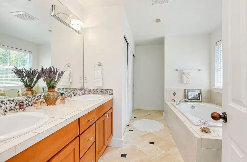 Furnished Finder property 1001958_1 photo 7