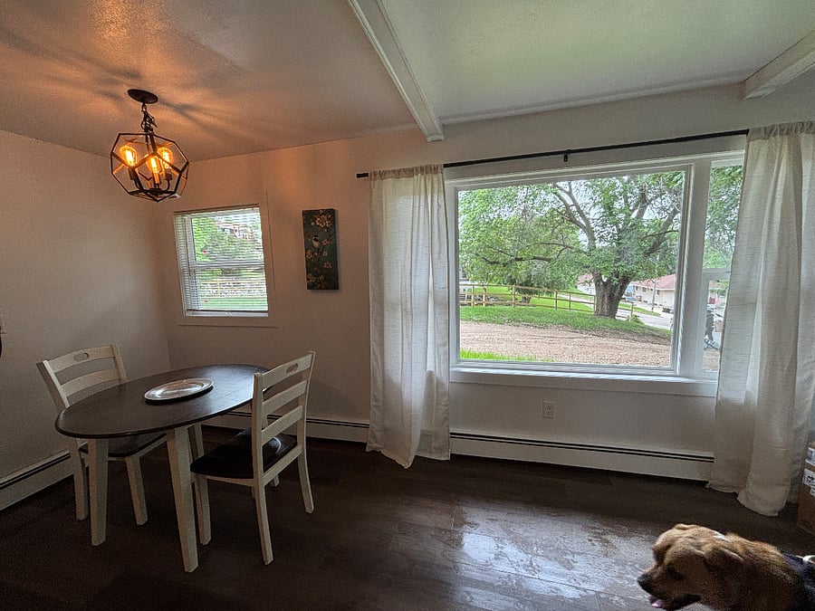 Dining room.