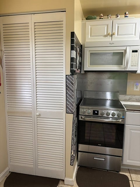 Furnished Finder property 1001980_1 photo 14