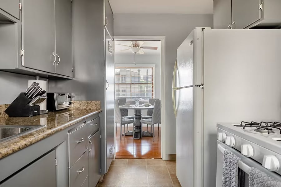 Furnished Finder property 1002038_1 photo 12