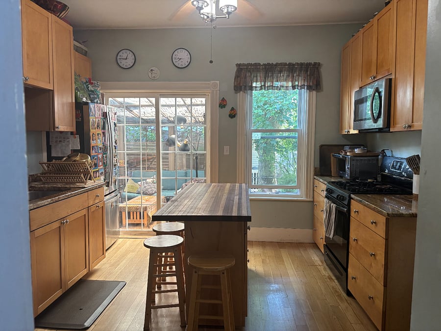 Furnished Finder property 1002058_1 photo 3