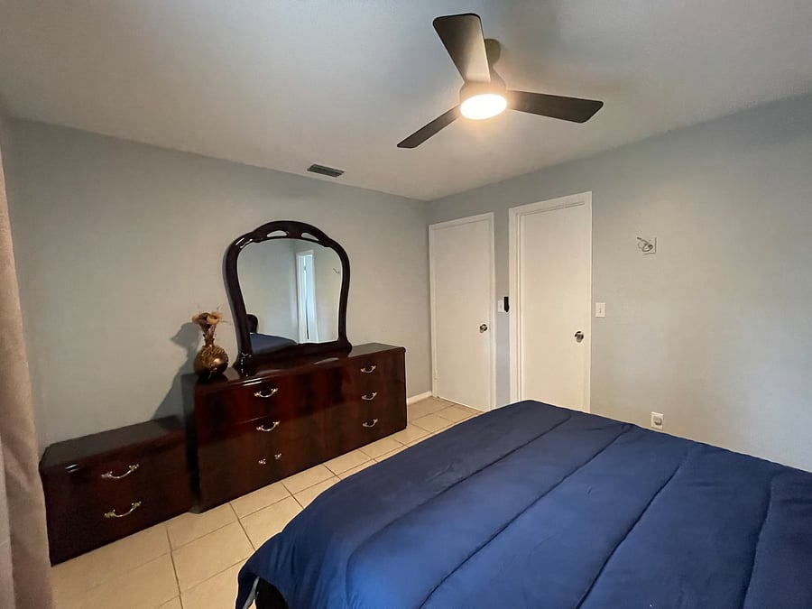 Master BedroomDinin