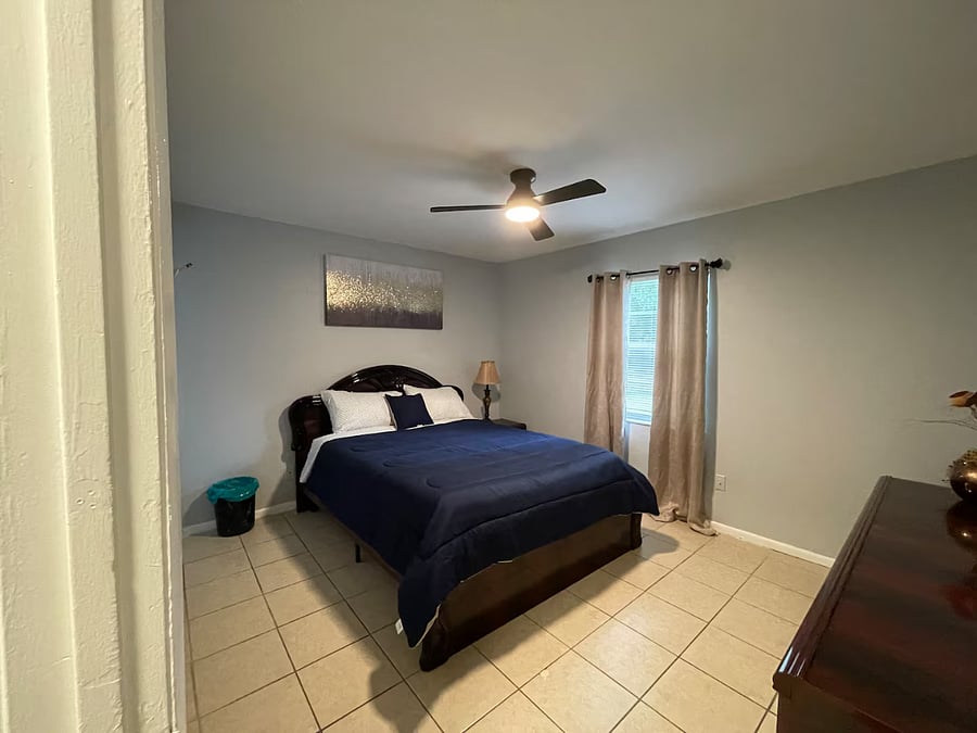Master Bedroom Queen