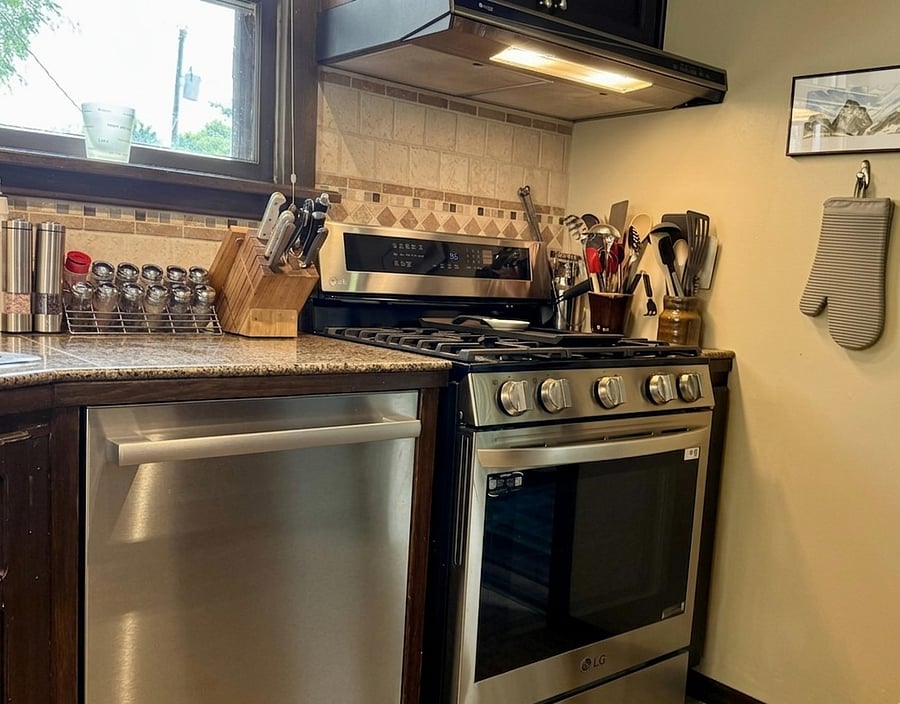 Furnished Finder property 1002074_1 photo 8