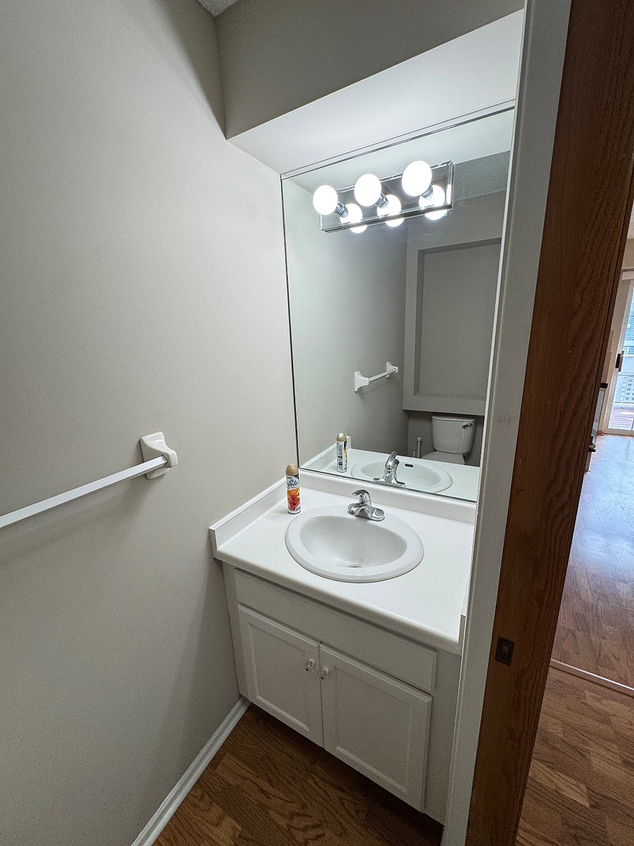 Furnished Finder property 1002084_1 photo 4