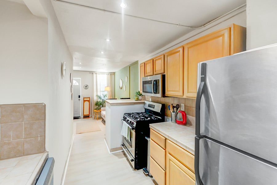 Furnished Finder property 1002087_1 photo 4