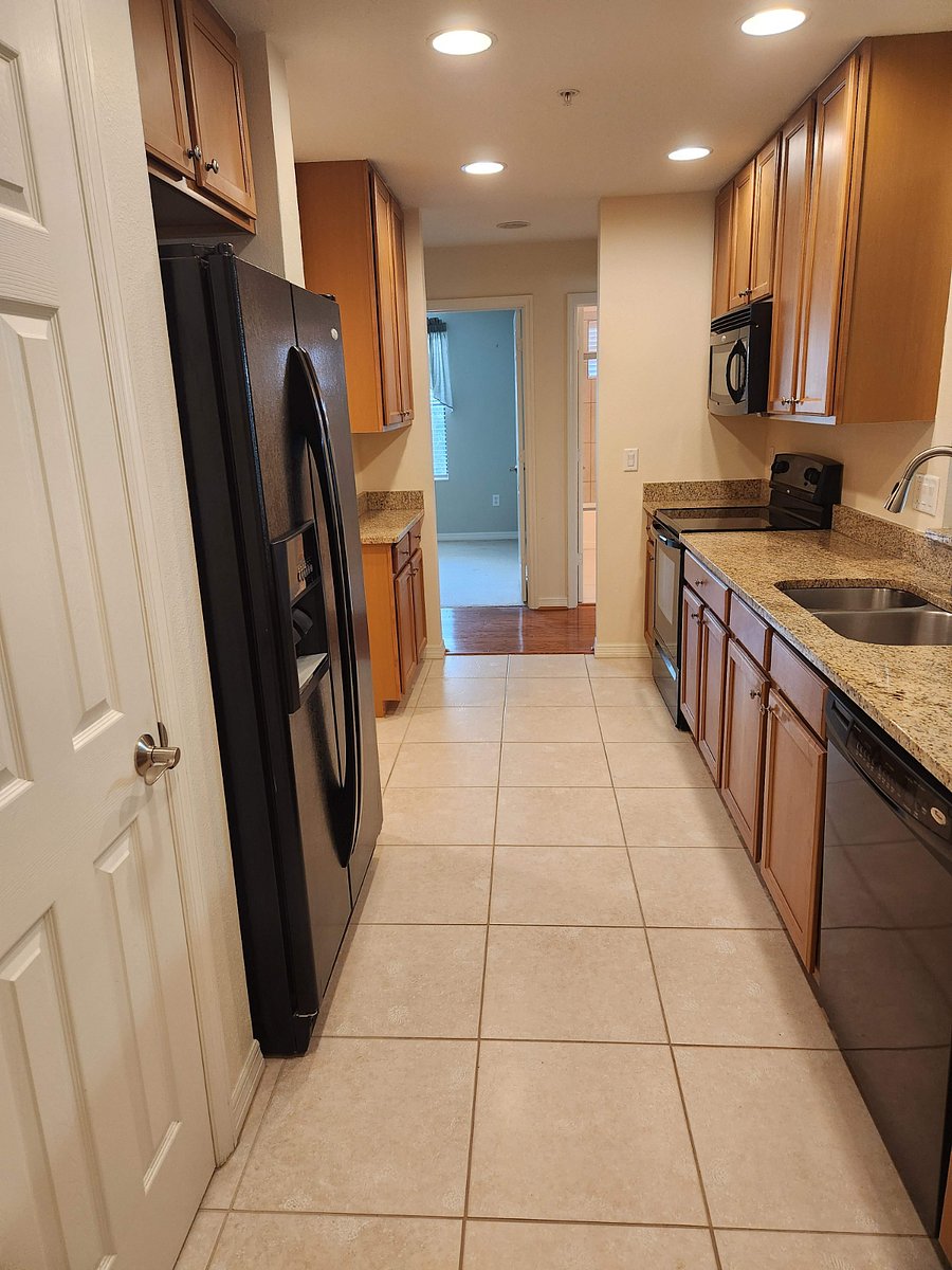 Furnished Finder property 1002108_1 photo 6
