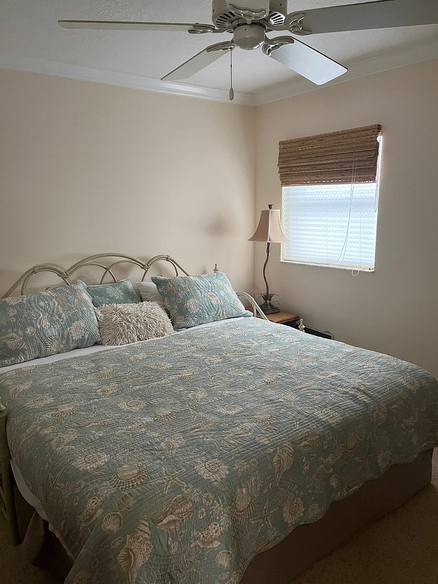 Second bedroom