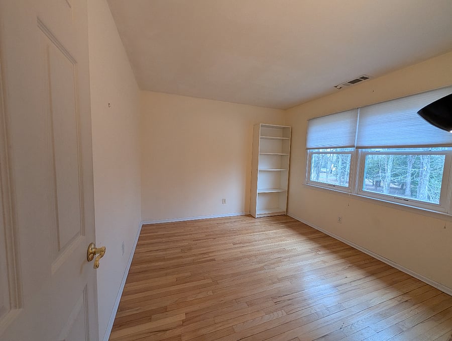 Optional 3rd bedroom - we will use this room for locked storage unless you specifically request its use (additional $300/mo)