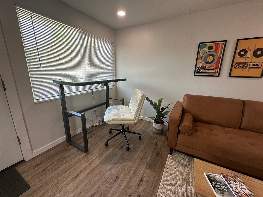 Furnished Finder property 1002146_1 photo 3