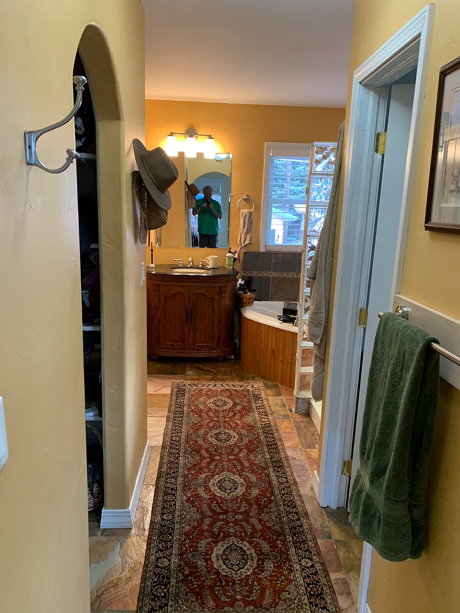 Furnished Finder property 1002156_1 photo 8