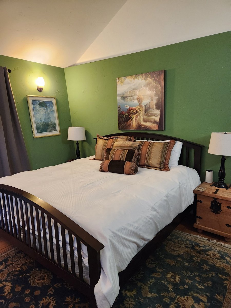Furnished Finder property 1002156_1 photo 12