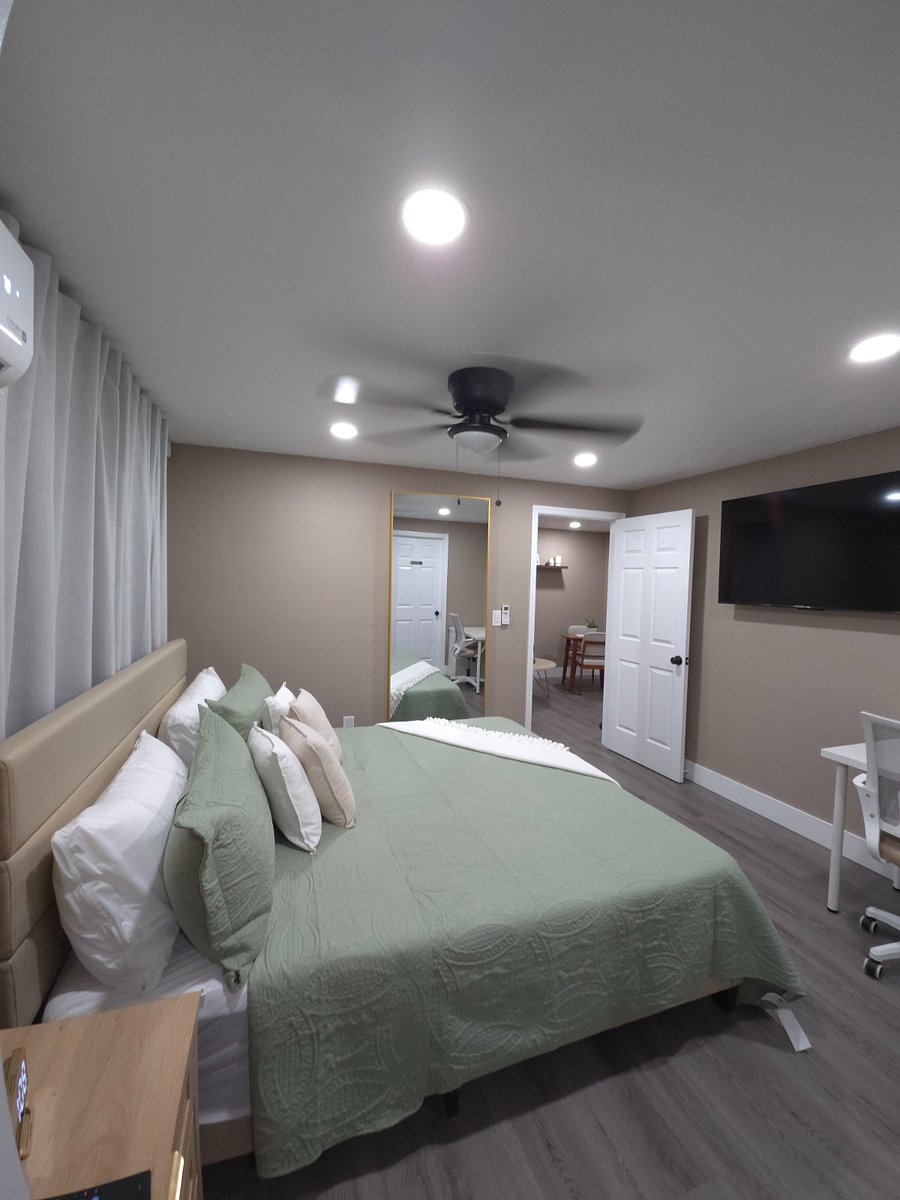 Furnished Finder property 1002164_1 photo 2