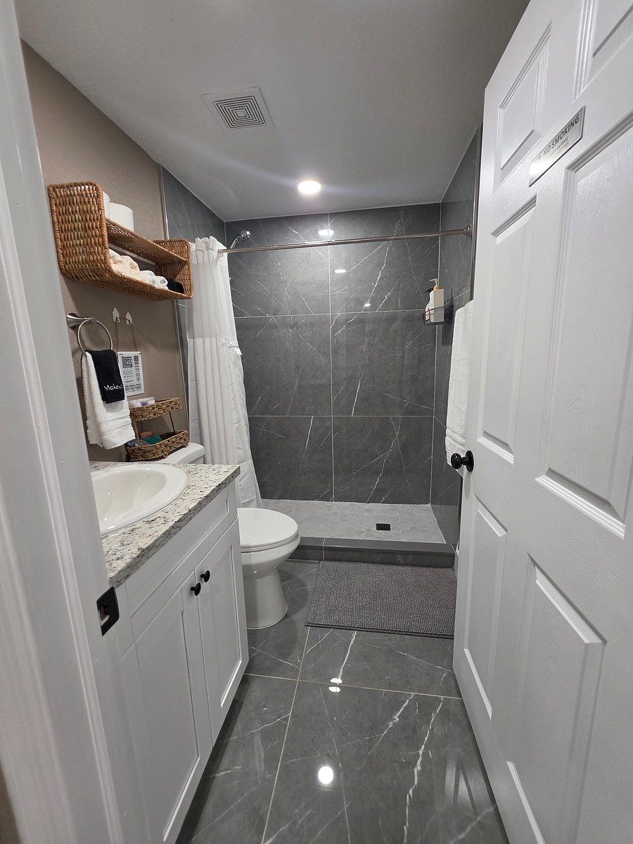 Furnished Finder property 1002164_1 photo 18