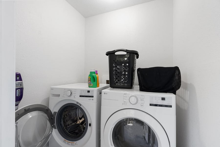 Furnished Finder property 1002171_1 photo 11