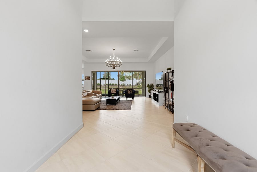 Furnished Finder property 1002176_1 photo 4