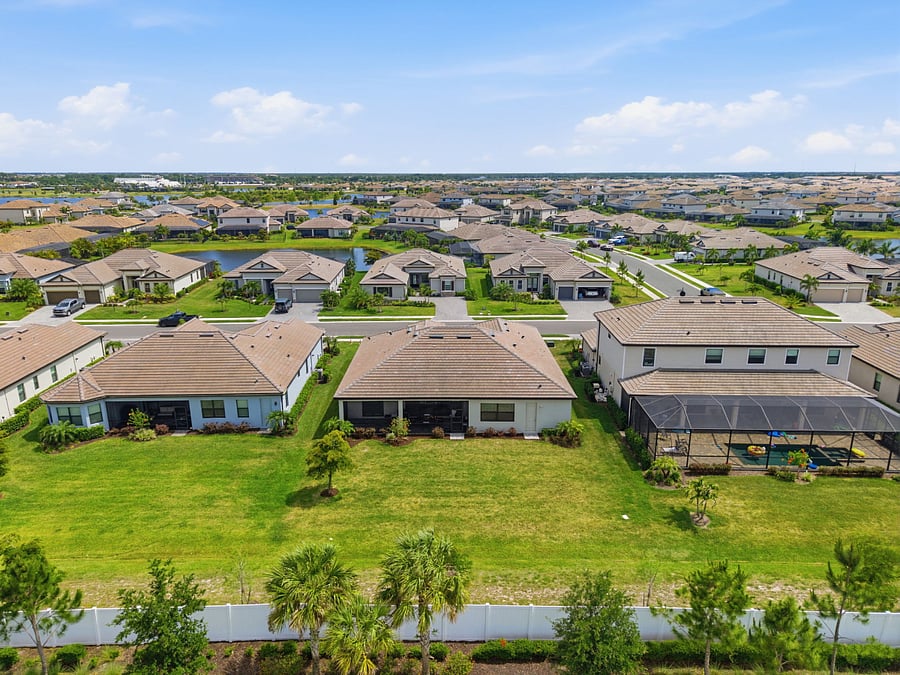 Furnished Finder property 1002176_1 photo 12