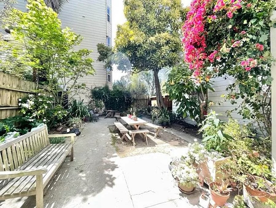 shared backyard with two other units